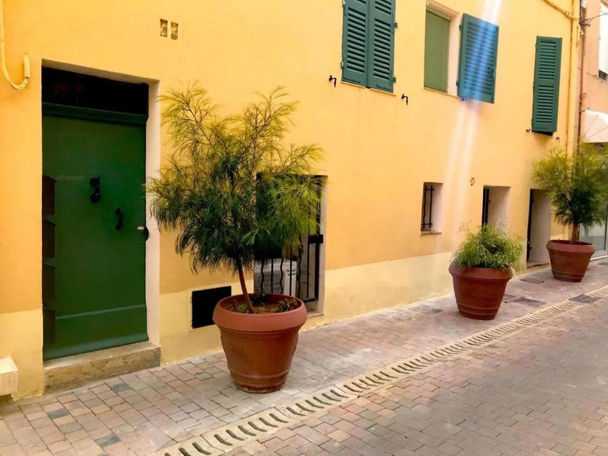 Apartment Studio Carignan Bandol France