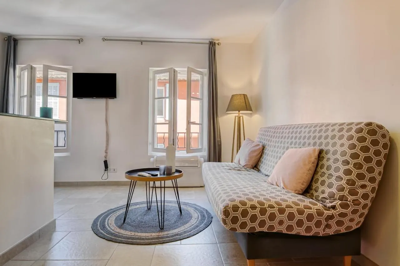 Studio Carignan Bandol 0*,  France